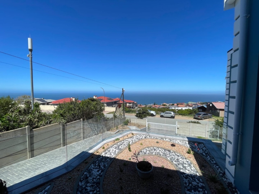 5 Bedroom Property for Sale in Dana Bay Western Cape